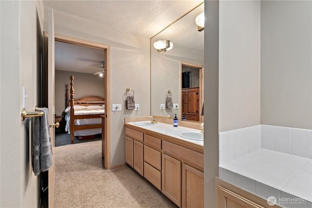 10311 NE 156th Place, Bothell, WA 98011