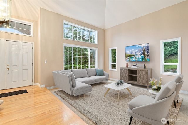 10311 NE 156th Place, Bothell, WA 98011