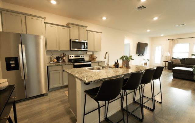 1607 Ackerly Drive, Forney, TX 75126