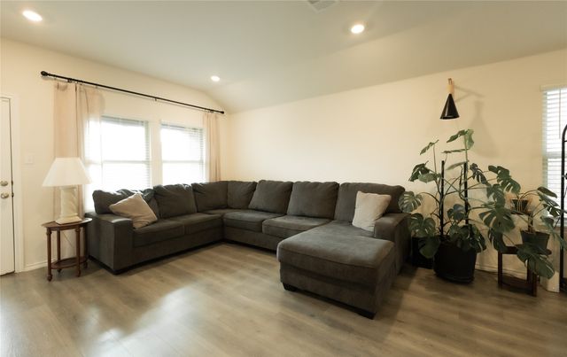 1607 Ackerly Drive, Forney, TX 75126