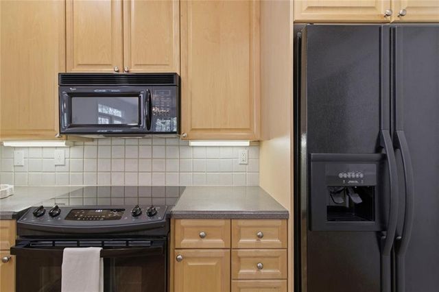 4100 Paces Walk SE 4301, Atlanta, GA 30339