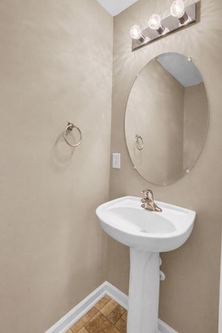 7936 Shadow Oak Drive, North Charleston, SC 29406