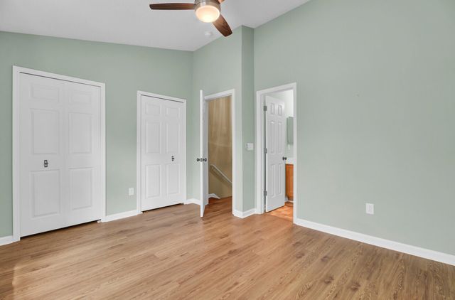 7936 Shadow Oak Drive, North Charleston, SC 29406