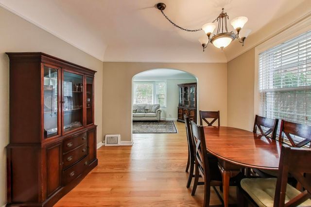 7744 W Thorndale Avenue, Chicago, IL 60631