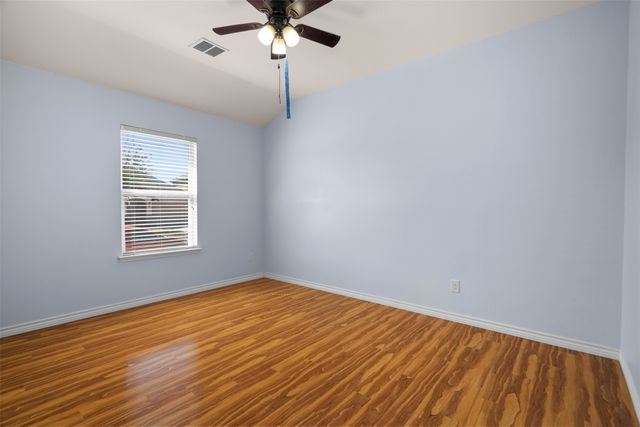 1916 Gayla Creek Drive, Little Elm, TX 75068