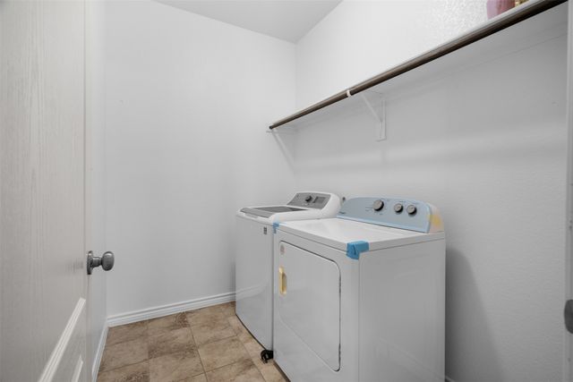 1916 Gayla Creek Drive, Little Elm, TX 75068