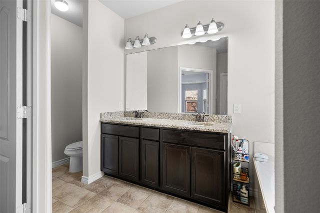 1916 Gayla Creek Drive, Little Elm, TX 75068