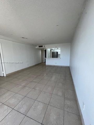 13499 Biscayne Blvd 602, North Miami, FL 33181