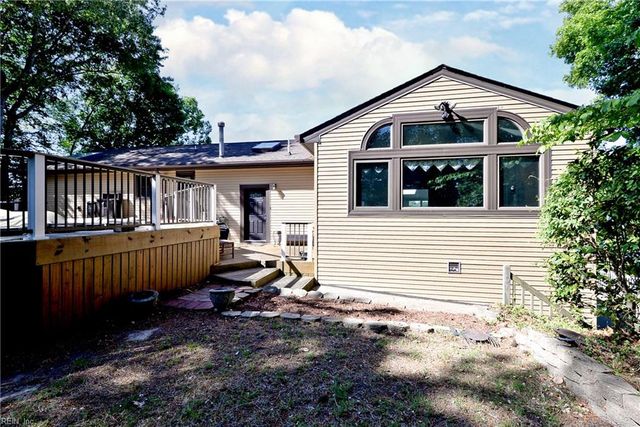 105 Linda DR, Newport News, VA 23608