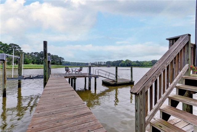 105 Linda DR, Newport News, VA 23608