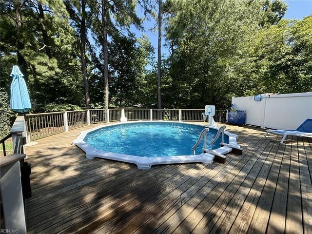 105 Linda DR, Newport News, VA 23608
