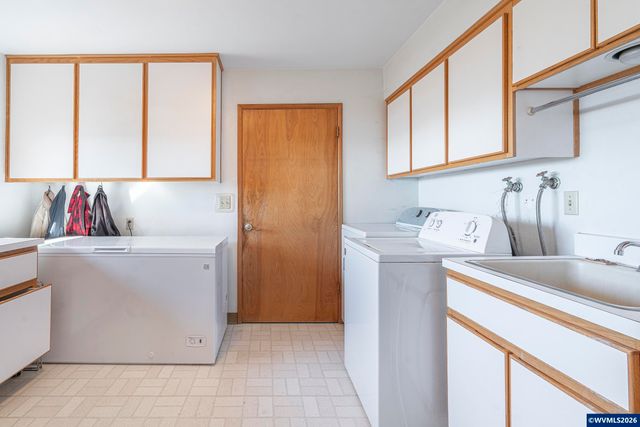 22000 NE Ranor Lp, Newberg, OR 97132