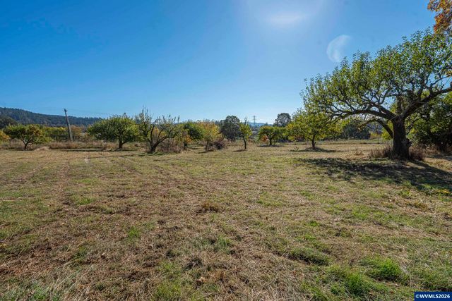 22000 NE Ranor Lp, Newberg, OR 97132