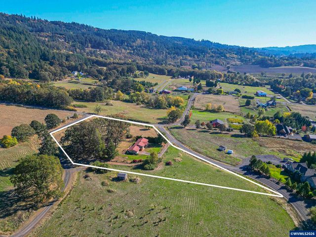 22000 NE Ranor Lp, Newberg, OR 97132