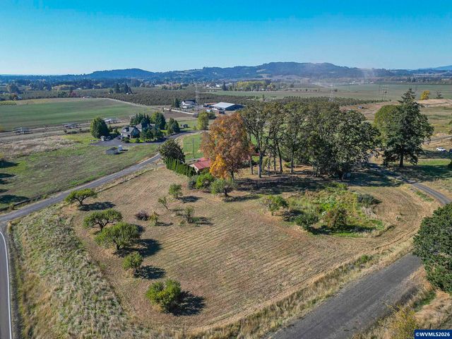 22000 NE Ranor Lp, Newberg, OR 97132