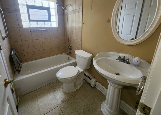 4215 S Harlem Avenue 3, Stickney, IL 60402