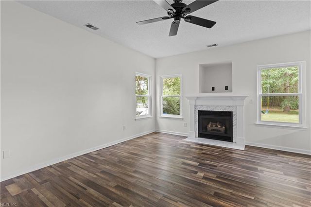 3545 Storm Bird LOOP, Virginia Beach, VA 23453