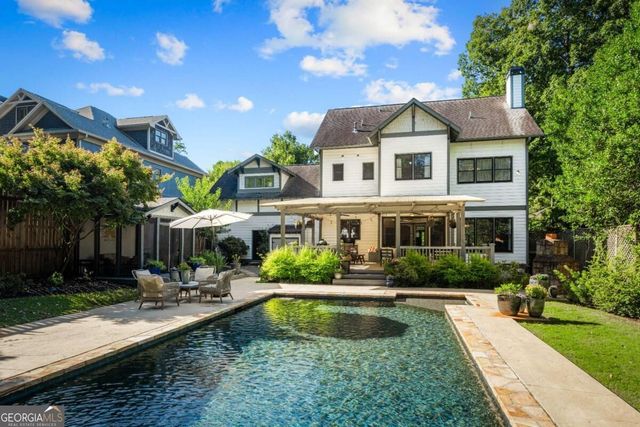 2732 Memorial Drive SE, Atlanta, GA 30317