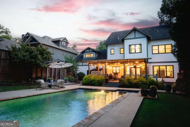2732 Memorial Drive SE, Atlanta, GA 30317