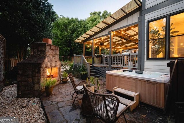 2732 Memorial Drive SE, Atlanta, GA 30317