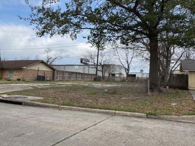 3107 Bond Street, Pasadena, TX 77503