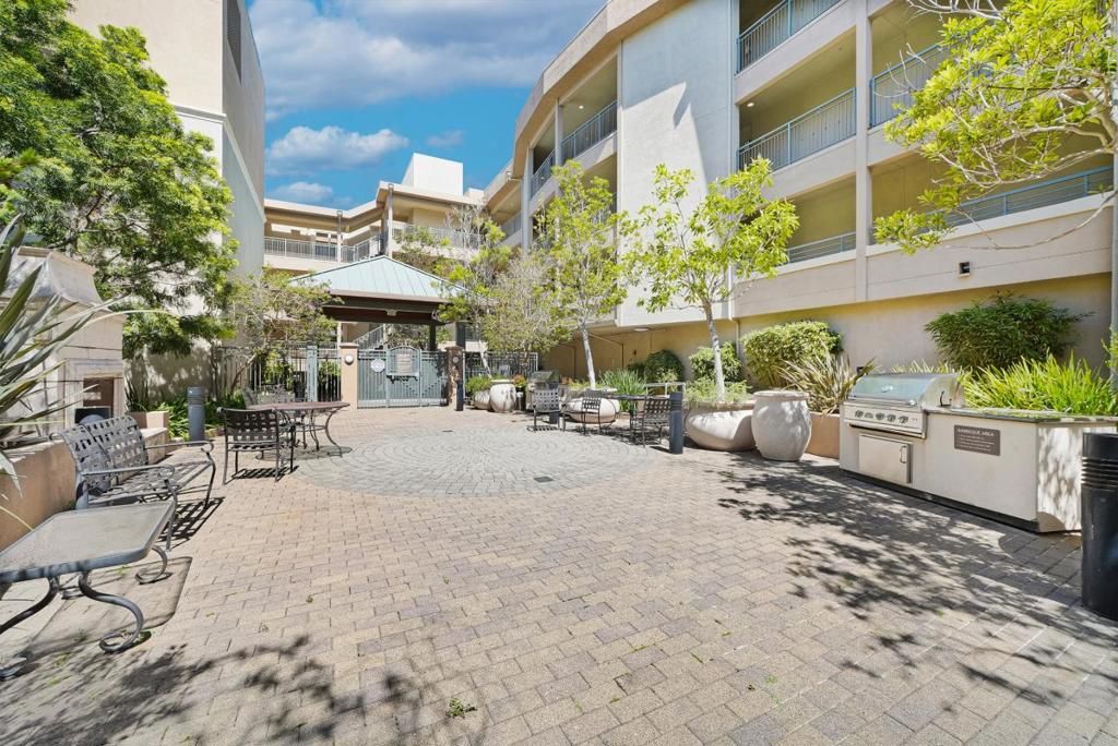 Image 41 of property listing at 1388 Broadway 285, Millbrae, CA 94030
