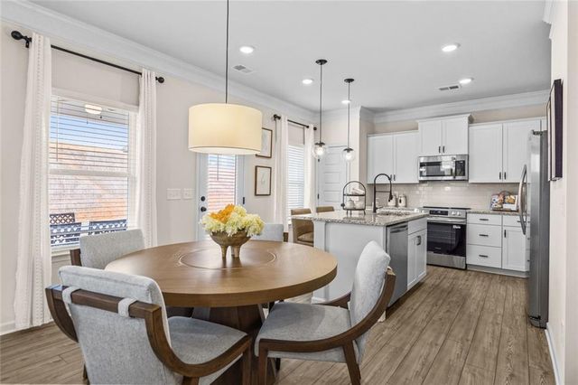 169 Red Oak Lane, Calhoun, GA 30701