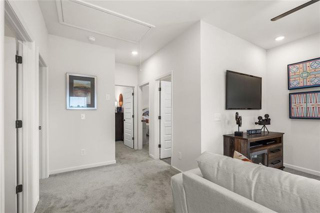 169 Red Oak Lane, Calhoun, GA 30701