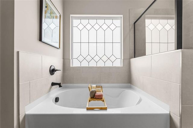 169 Red Oak Lane, Calhoun, GA 30701