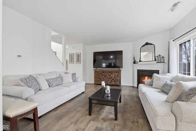 1035 Heatherwood Drive, Greenwood, IN 46143