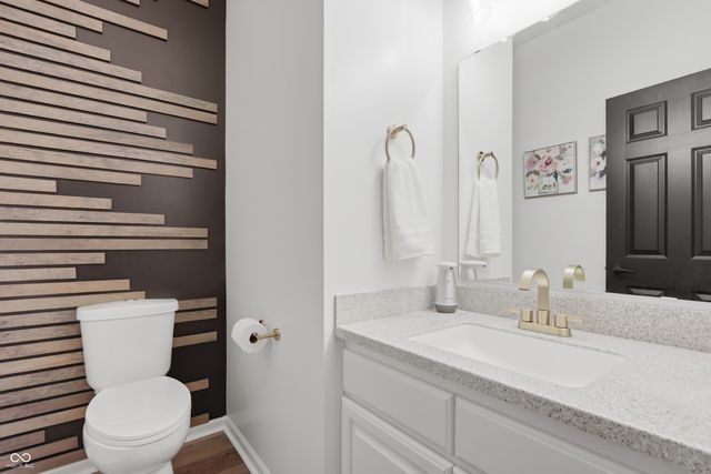 1035 Heatherwood Drive, Greenwood, IN 46143