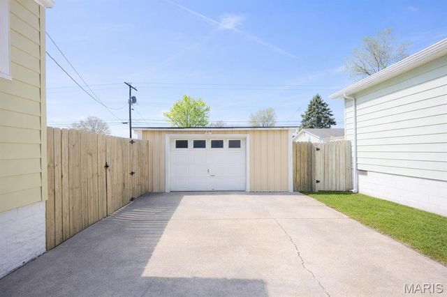 2841 Ralph Street, Granite City, IL 62040