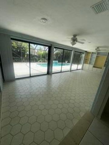 441 Sunrise Way, Juno Beach, FL 33408