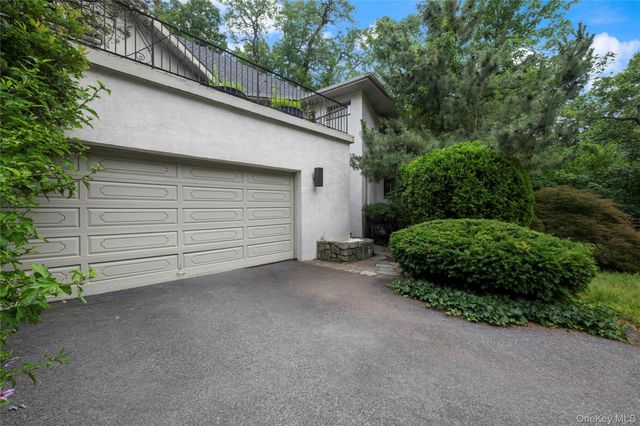 5250 Arlington Avenue, Bronx, NY 10471