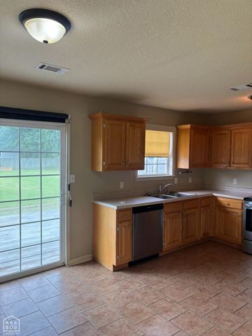 207 Michael Street, Bono, AR 72416