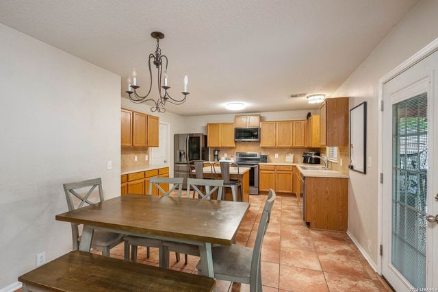 3911 Valencia Peak, San Antonio, TX 78261