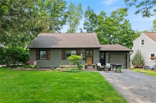22 Briggs Avenue, Perinton, NY 14450