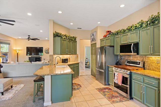3117 Clarkson Dr, Rocklin, CA 95765