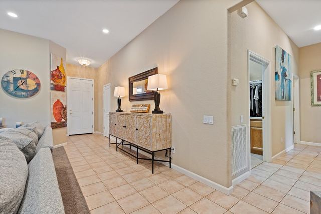 3117 Clarkson Dr, Rocklin, CA 95765
