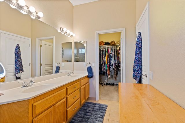 3117 Clarkson Dr, Rocklin, CA 95765