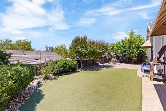 3117 Clarkson Dr, Rocklin, CA 95765