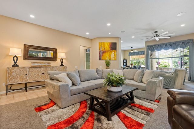 3117 Clarkson Dr, Rocklin, CA 95765