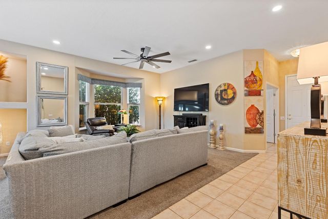 3117 Clarkson Dr, Rocklin, CA 95765
