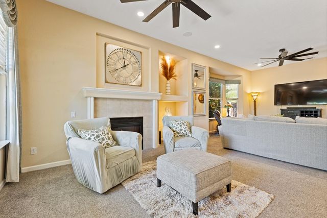 3117 Clarkson Dr, Rocklin, CA 95765