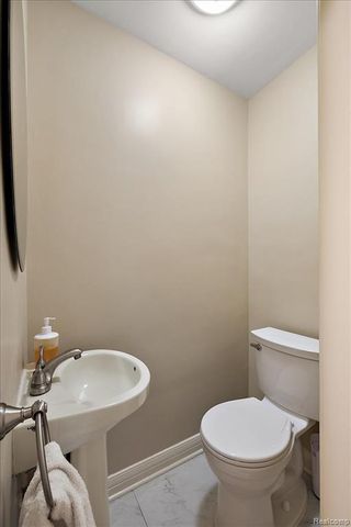 270 Pleasant Street, Birmingham, MI 48009