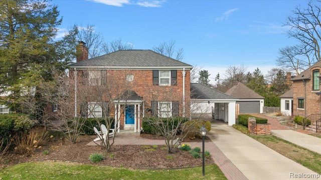270 Pleasant Street, Birmingham, MI 48009