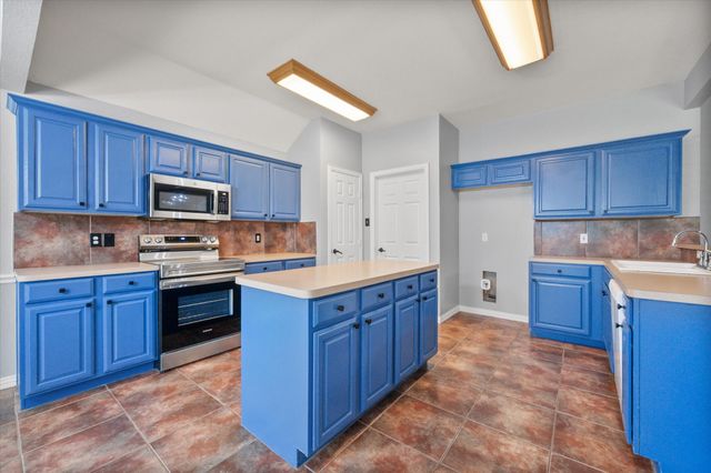 2110 Timber Cove Court, Weatherford, TX 76087