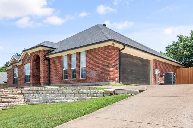 2110 Timber Cove Court, Weatherford, TX 76087