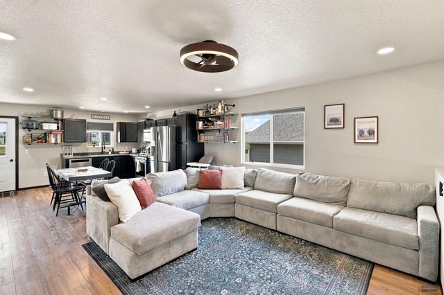 1107 DIAMOND RIDGE BOULEVARD, Rapid City, SD 57703