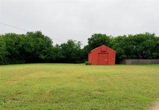 208 Galia Street, Bowie, TX 76230